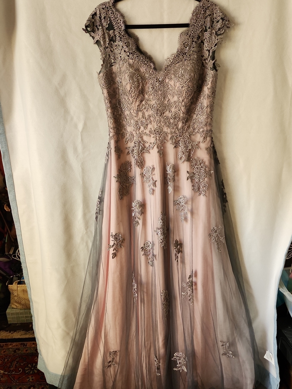 La Femme Pink and Grey Embroidered Lace Evening Dress Size 10.